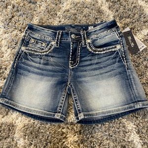 NEW Miss Me Jean Shorts Size 26